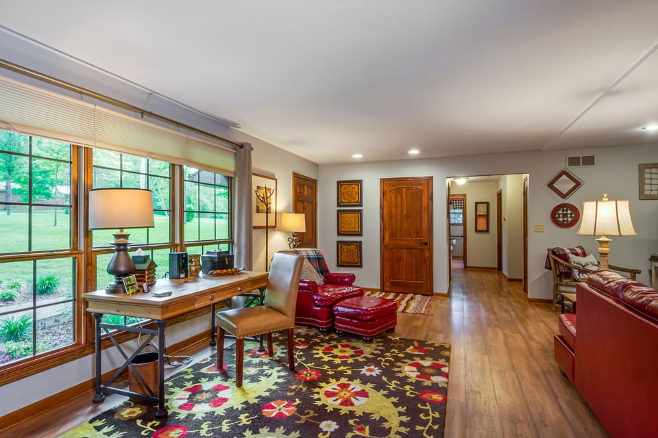 Work space with WIFI throughout cabin