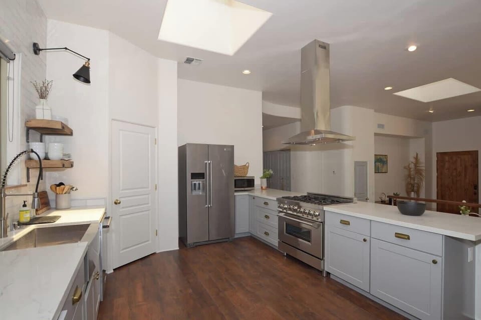 Fully equipped with high end appliances and granite counters
