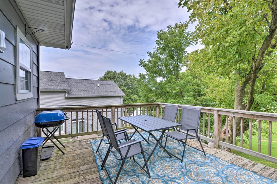 Private Deck