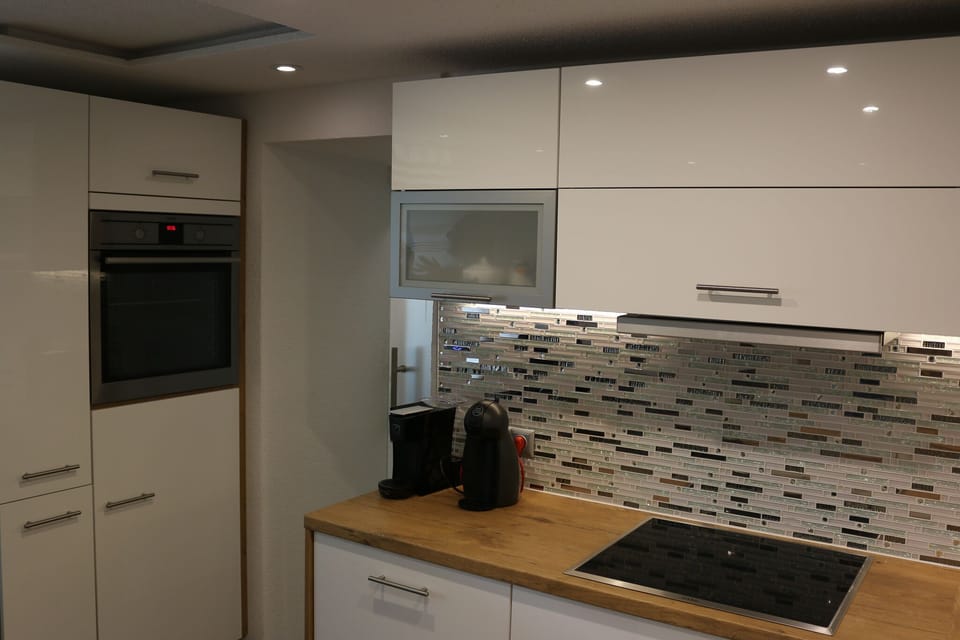 Comfort House, 1 King Bed with Sofa bed, Mountain View | Private kitchen | Espresso maker