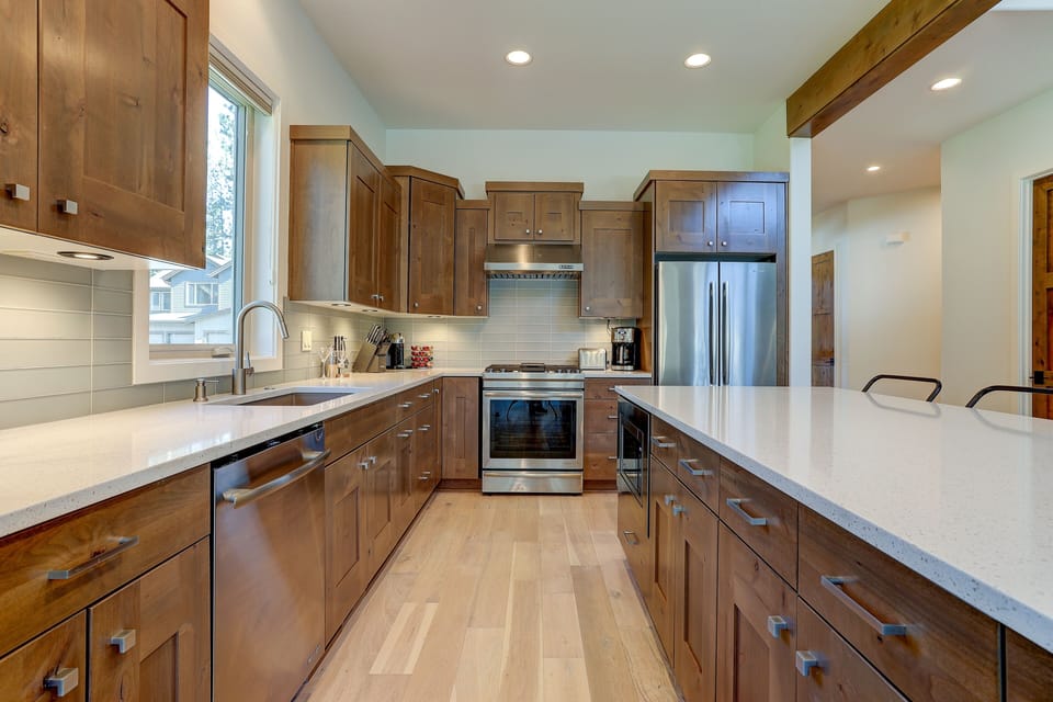 House, 3 Bedrooms | Private kitchen | Fridge, oven, coffee/tea maker, toaster
