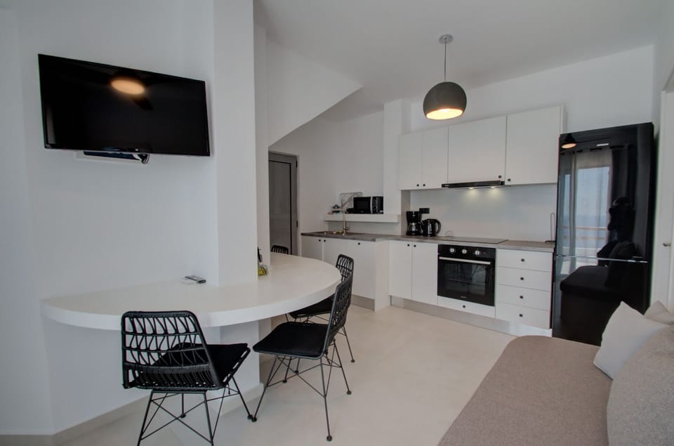 Open-plan fully equipped kitchen of Incredible sea view, private pool, near tavern, Plakias, Crete