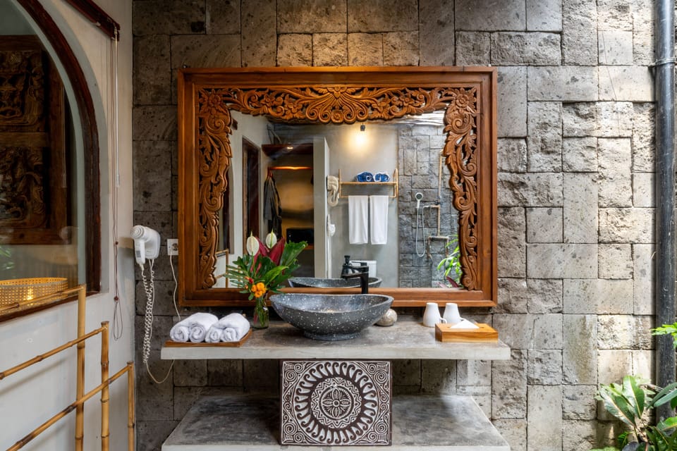 Private Two Bedroom Villa Pool View | Bathroom | Shower, rainfall showerhead, free toiletries, hair dryer