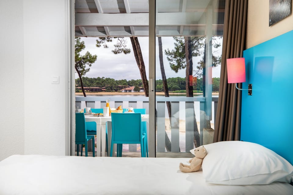Enjoy a peaceful sleep in one of the bedrooms - Bedding configurations vary!