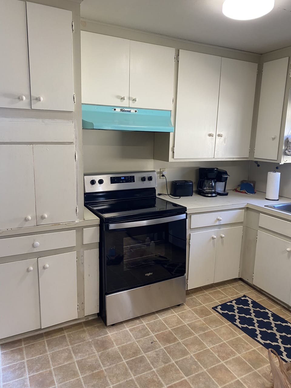 Kitchen is fully stocked and ready to rock!