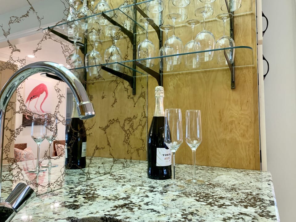 Wet bar