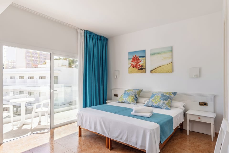Family Room, Balcony, Sea View | Minibar, desk, blackout drapes, free WiFi