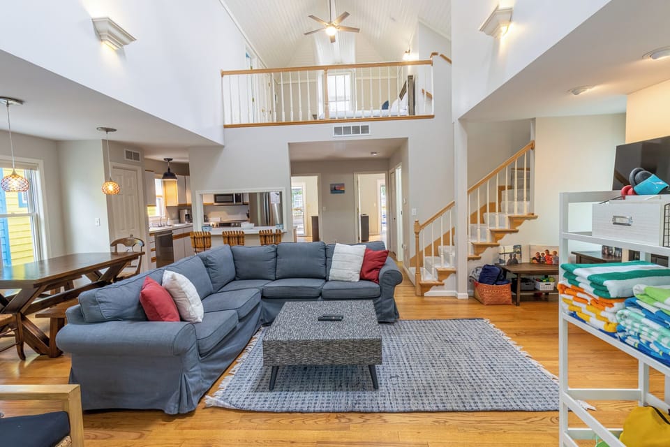 Main Level | Living Room
