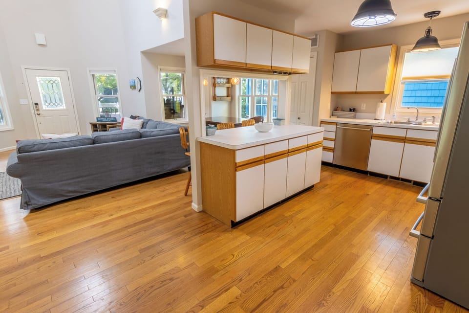 Main Level | Kitchen