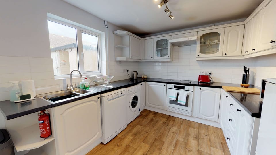 Taphouse Avenue Kitchen