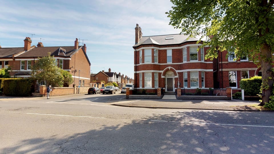 Leamington Spa Serviced Apartments Dunara Exterior