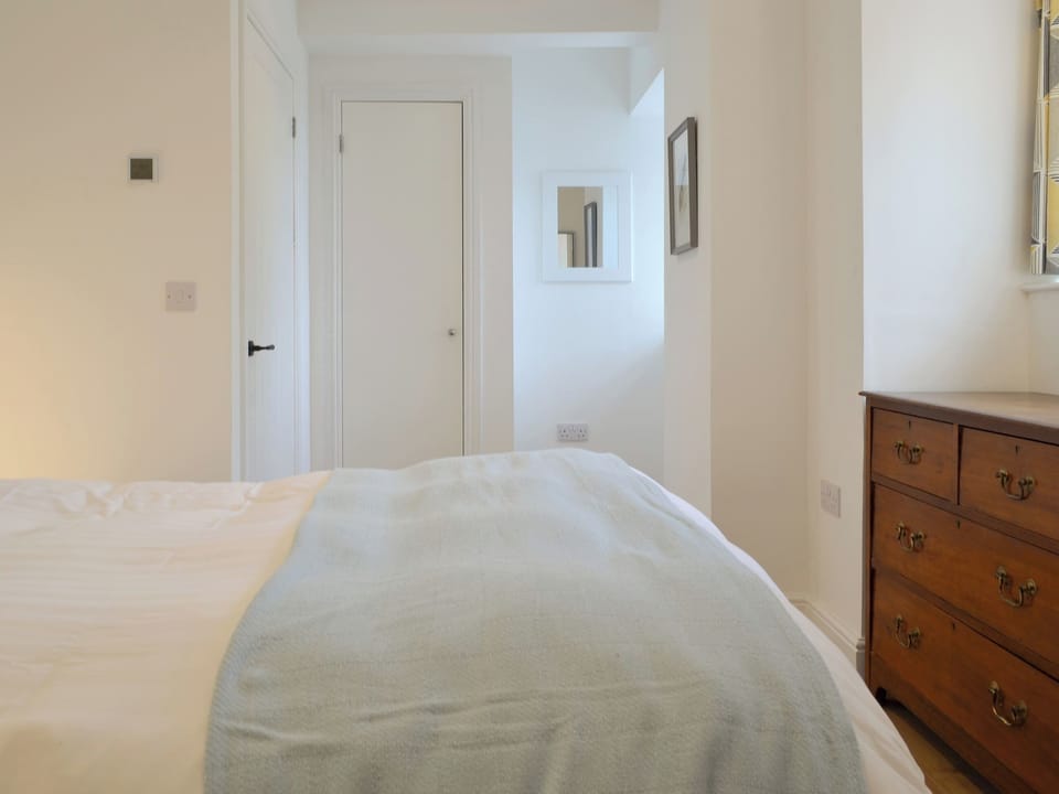 Ground floor bedroom | Printmakers Cottage, Bellanoch, near Lochgilphead