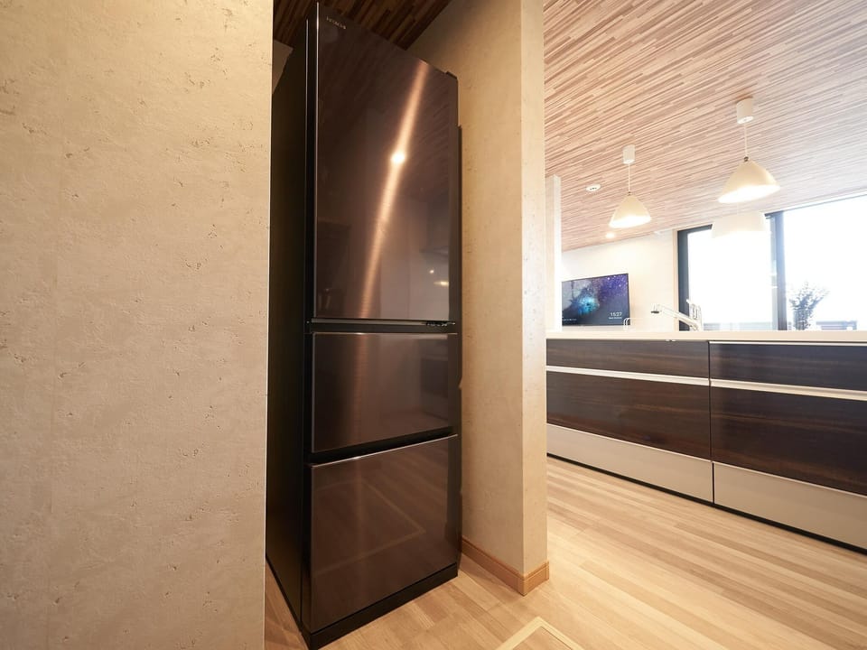 refrigerator