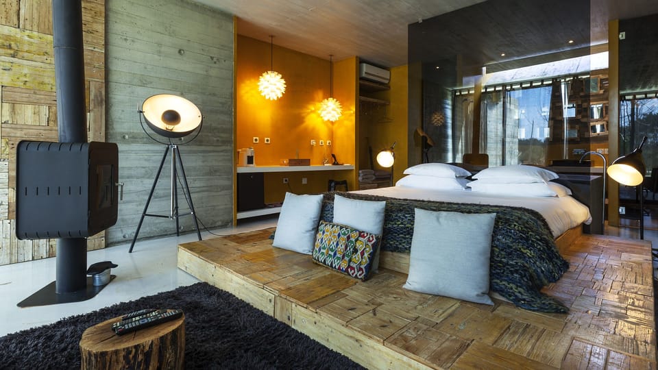 Superior Suite | Minibar, blackout drapes, soundproofing, WiFi (free)