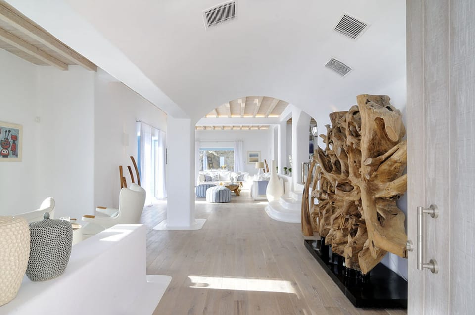 House | 7 bedrooms, in-room safe, bed sheets