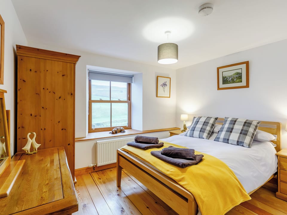 Double bedroom | Aisgill Farm Cottage - Aisgill Farm, Aisgill, near Kirkby Stephen