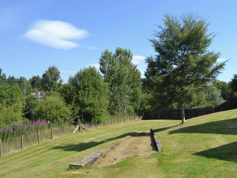 Garden | Battanropie Lodge, Carrbridge