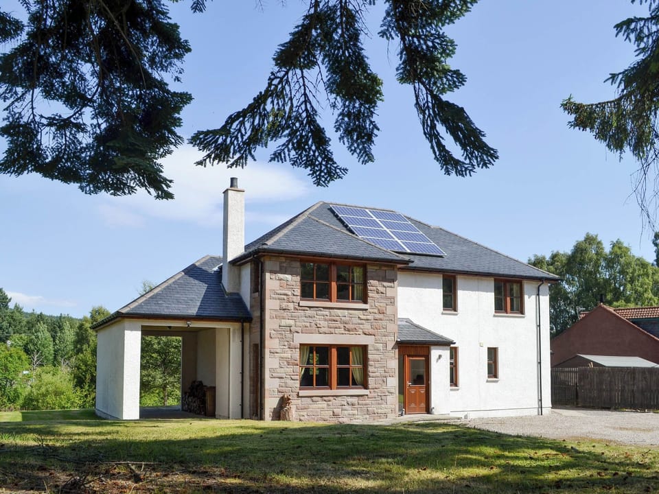 Exterior | Battanropie Lodge, Carrbridge