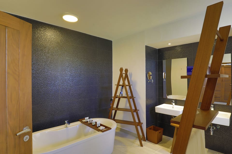 Free toiletries, hair dryer, bathrobes, bidet