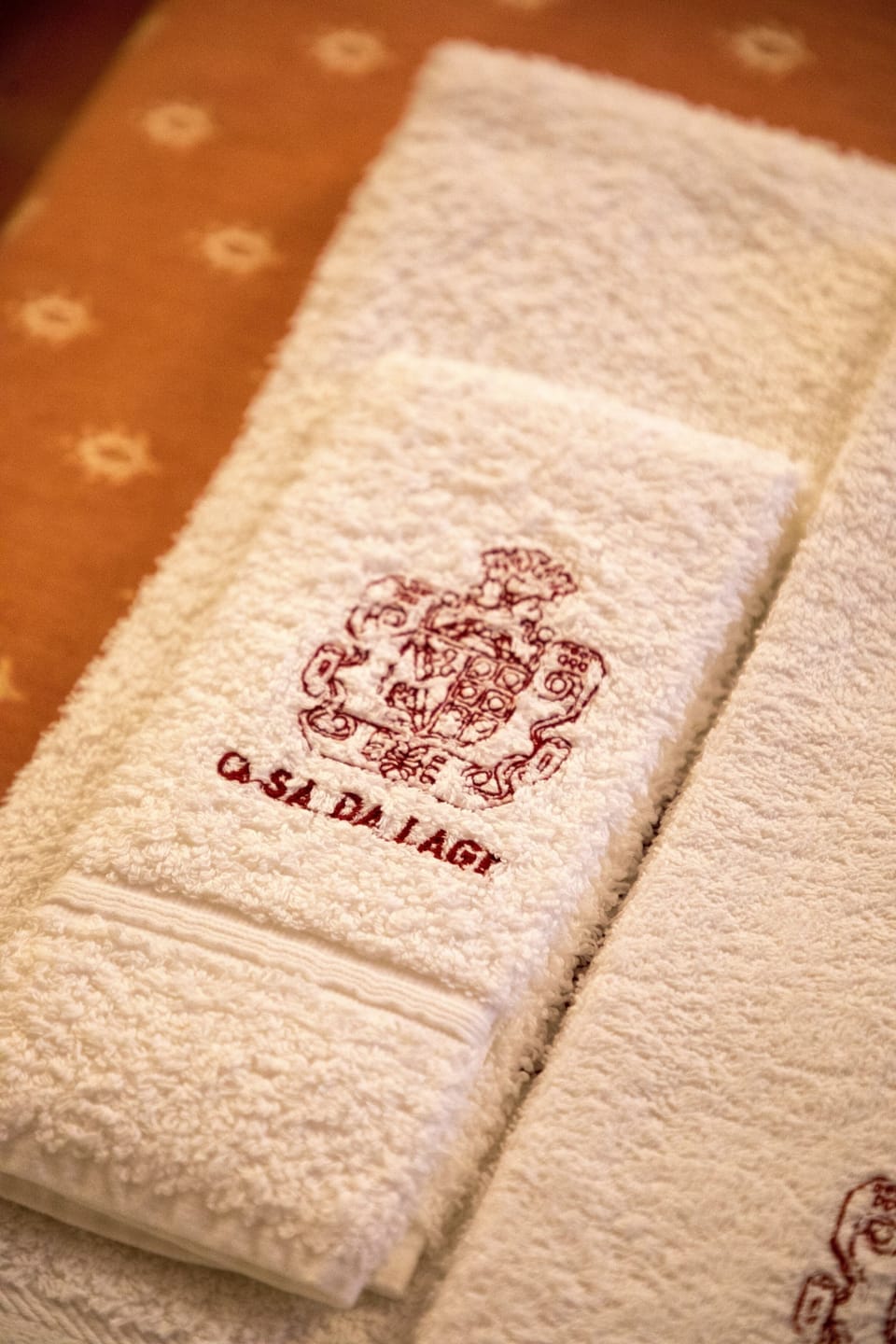 Classic Double or Twin Room | Bathroom amenities | Towels