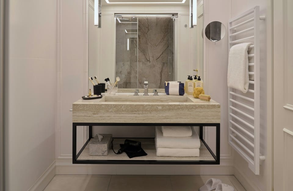 Shower, eco-friendly toiletries, hair dryer, towels