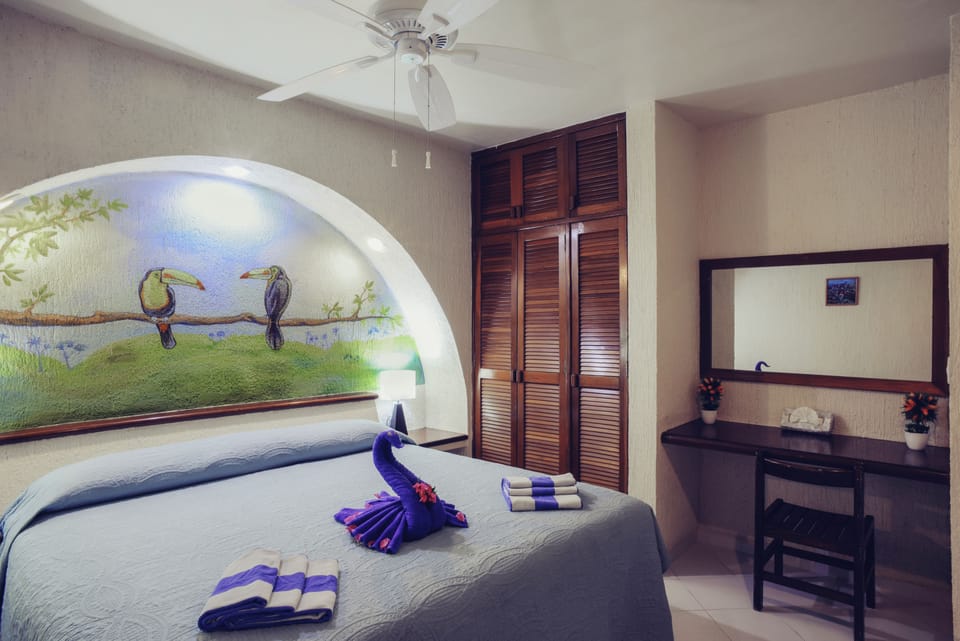 Condo, 2 Bedrooms, Ocean View, Beachfront | Bathroom | Shower, free toiletries, towels