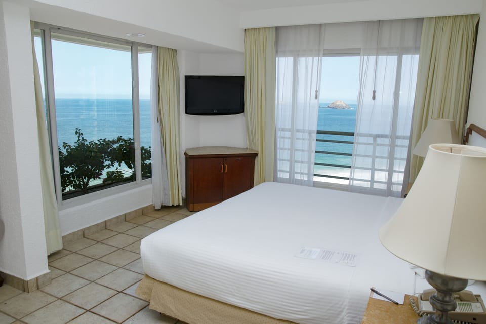 Junior Suite, 1 King Bed, Ocean View | View from room