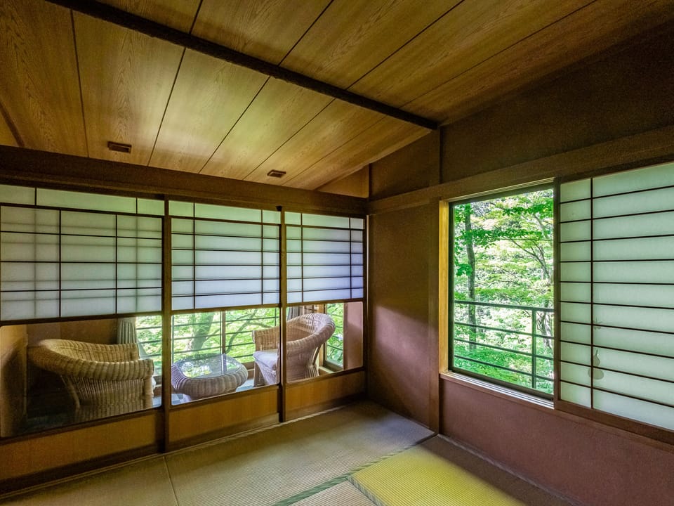 In-room safe, free WiFi, bed sheets