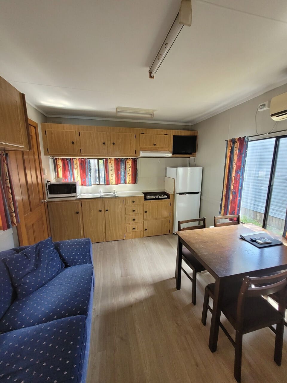 Lodge | Private kitchen | Full-size fridge, microwave, stovetop, electric kettle