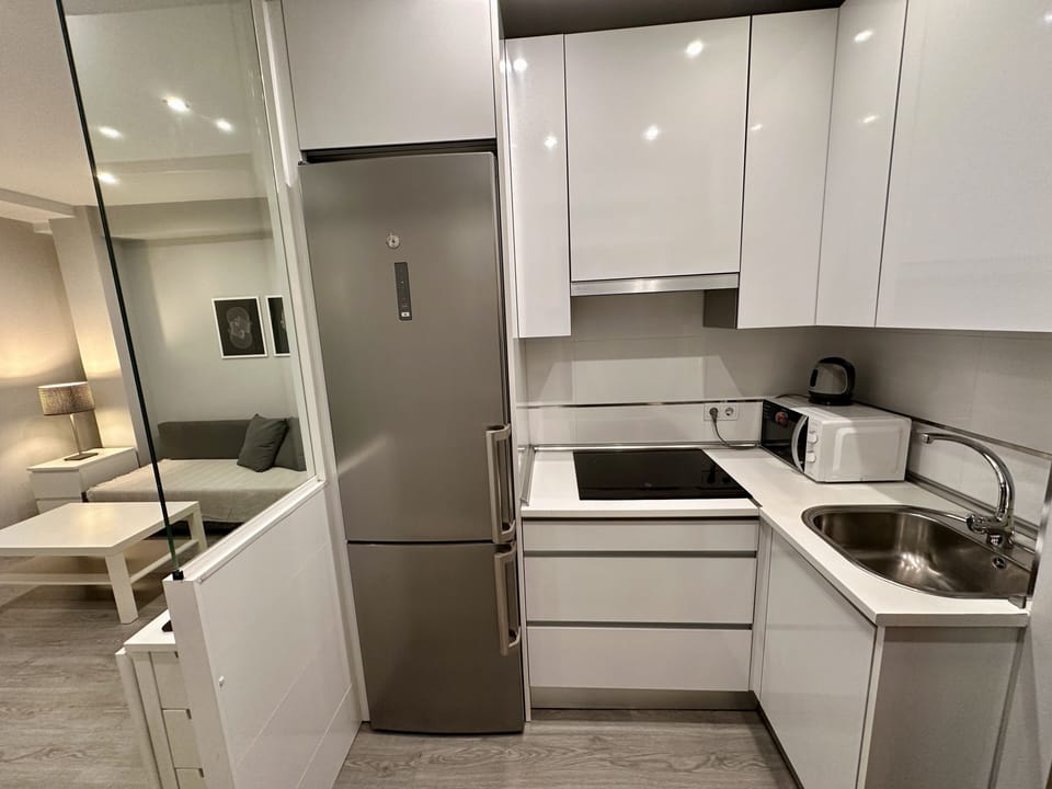 Apartment, 1 Bedroom | Private kitchen