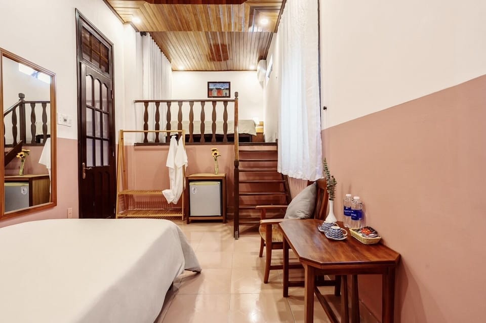 Deluxe Triple Room | 1 bedroom, desk, blackout drapes, free WiFi