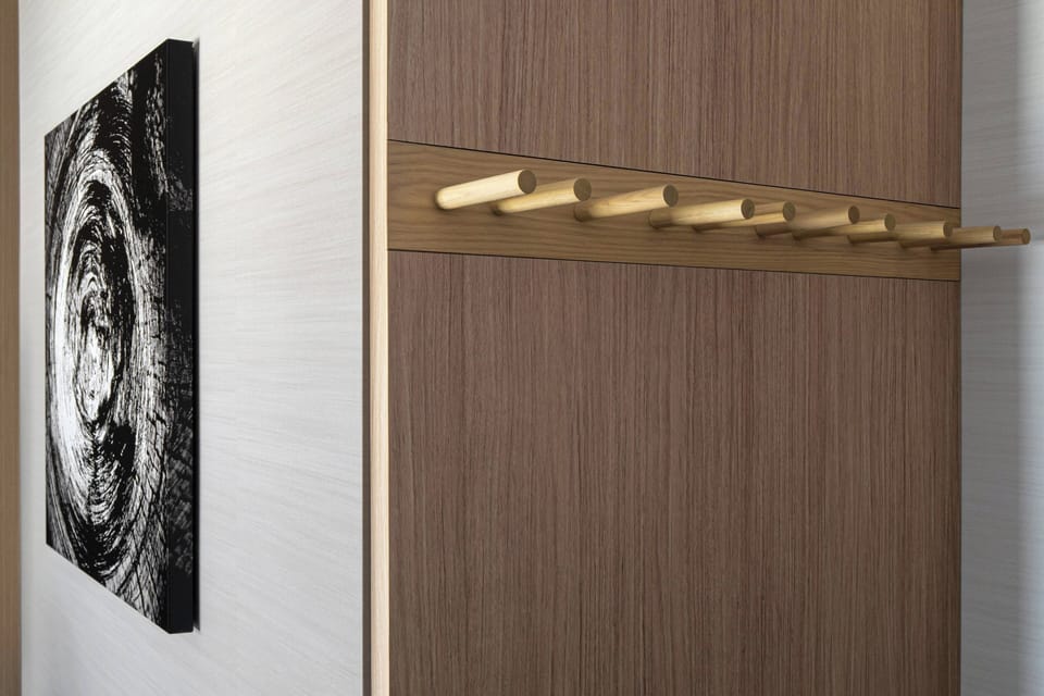 Premium bedding, in-room safe, desk, blackout drapes
