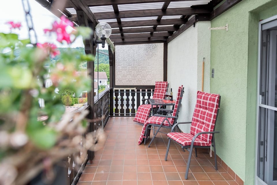 Basic Apartment | Balcony