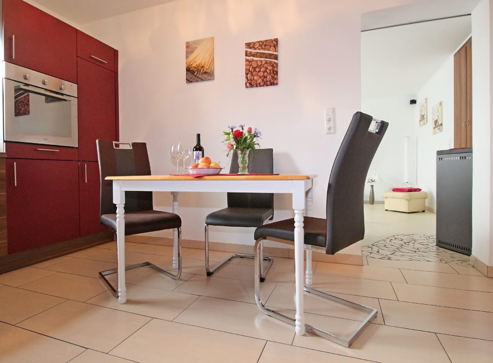 Apartment | Private kitchen | Fridge, microwave, oven, stovetop