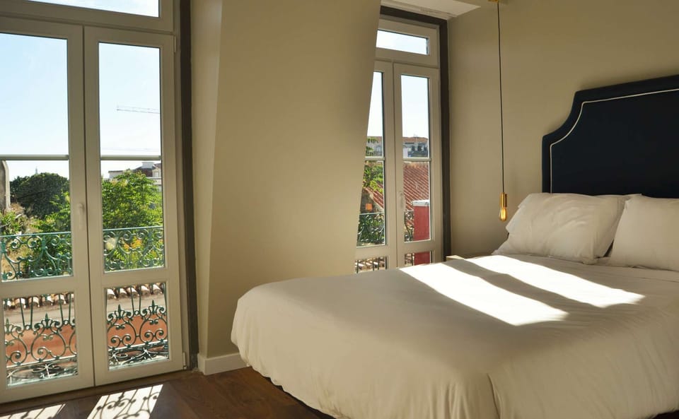 Double Room with Private Ensuite Bathroom