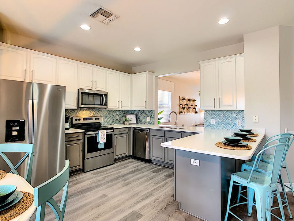 Full Modern Kitchen