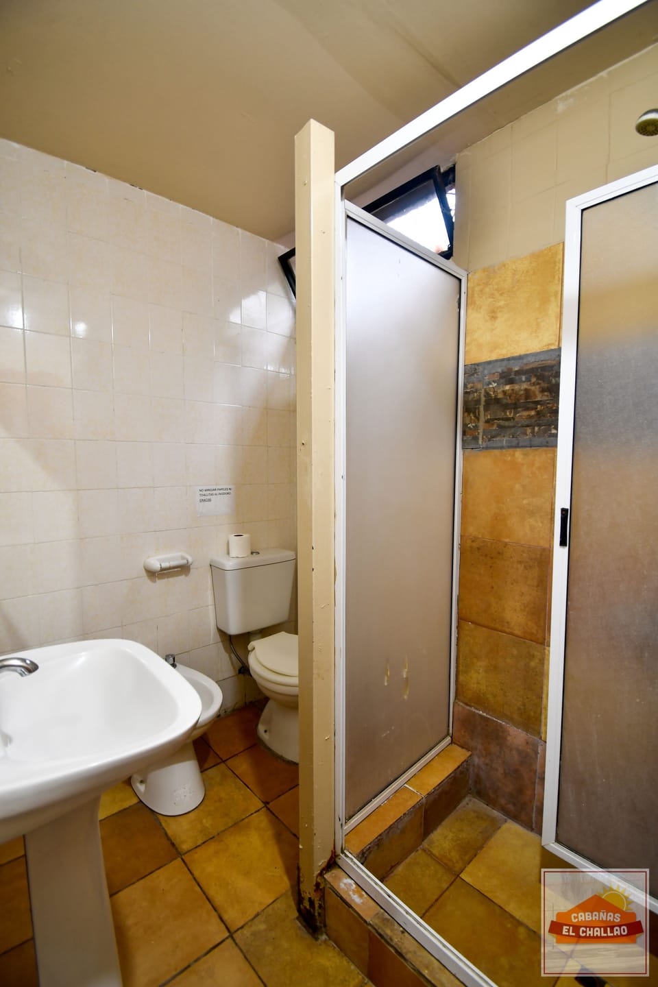 Superior Cabin | Bathroom | Shower, towels