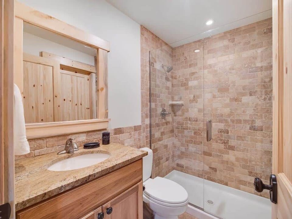 En suite bathroom with walk-in shower