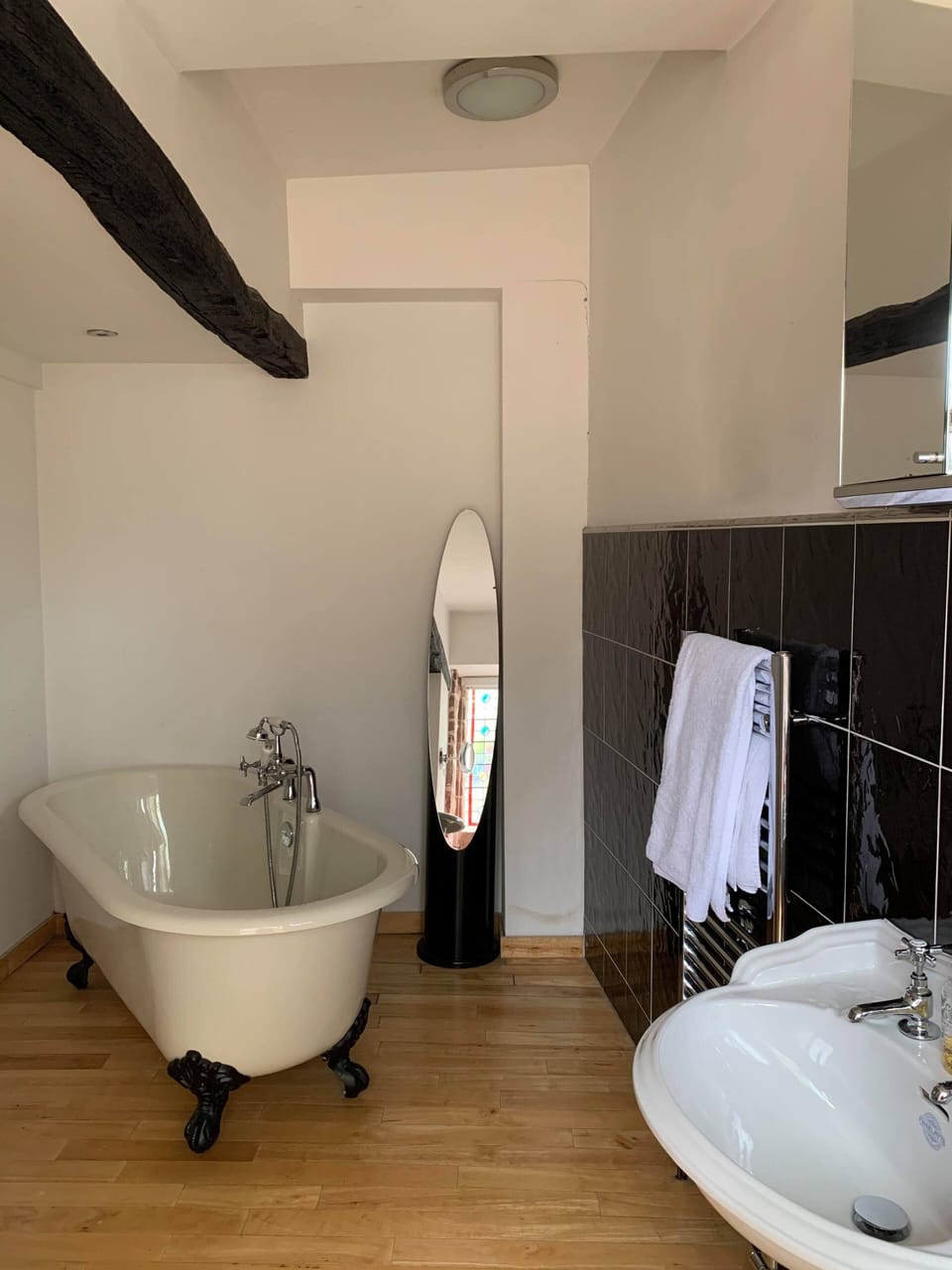Double Room | Iron/ironing board, bed sheets