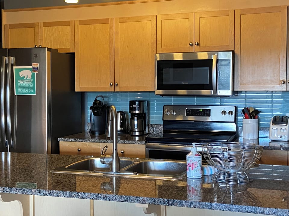 kitchen , you can saddle up to the counter