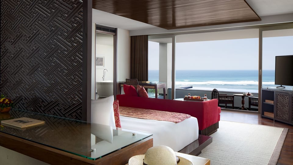 Honeymoon Suite, 1 Bedroom, Private Pool, Oceanfront | Premium bedding, down comforters, free minibar, in-room safe