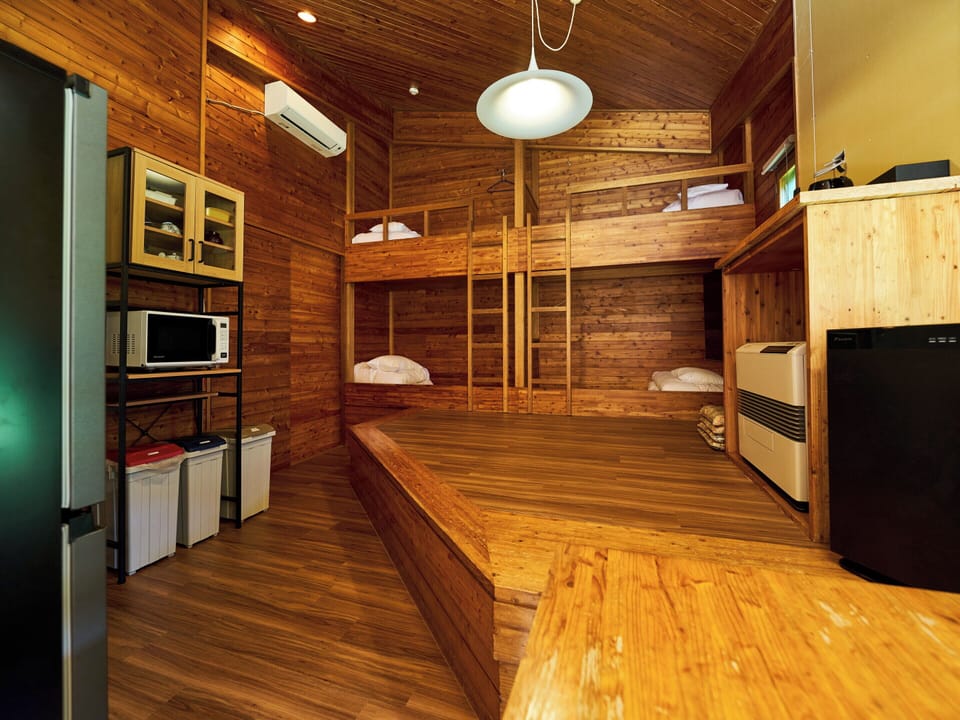 [Cabin] Non-Smoking | Down comforters, in-room safe, soundproofing, free WiFi