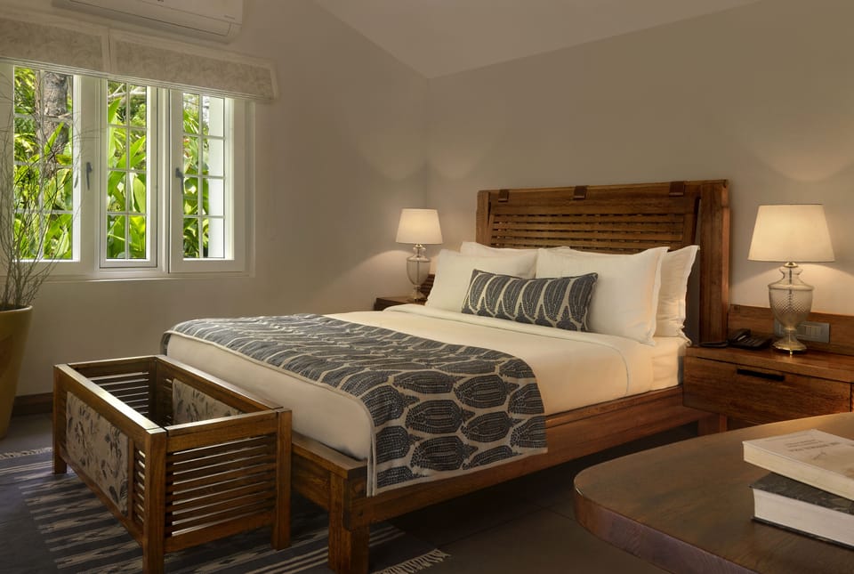 1 bedroom, premium bedding, down comforters, free minibar items