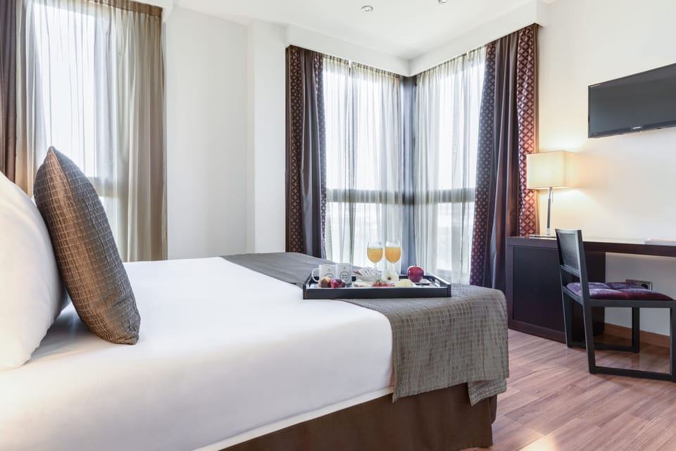 Minibar, in-room safe, blackout drapes, free WiFi