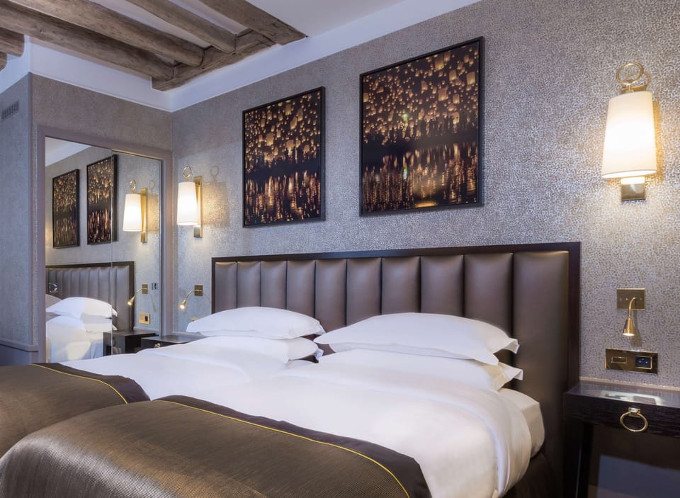 Superior Twin Room | Desk, soundproofing, iron/ironing board, free WiFi