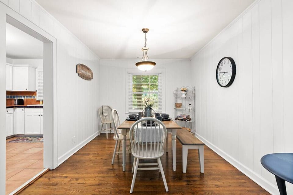 Spacious separate dining area