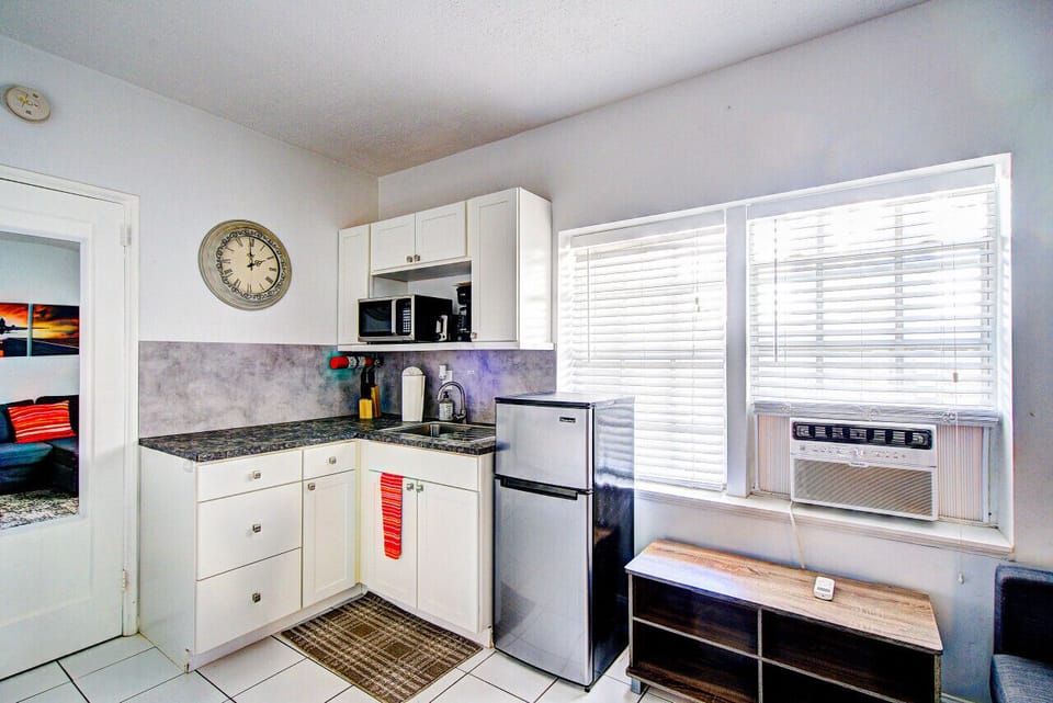 Kitchenette