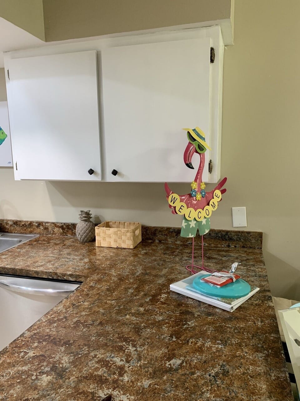 Fernando the Flamingo is there to welcome you with a snack and a gift.
