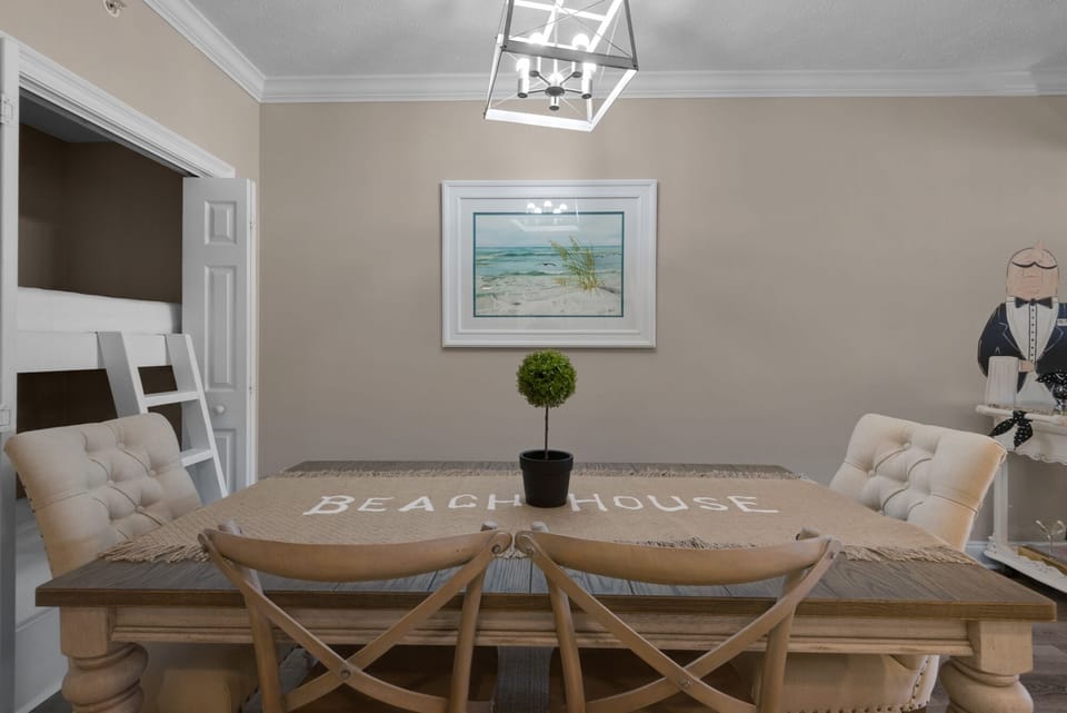 Condo, Multiple Beds, Pool Access | Dining