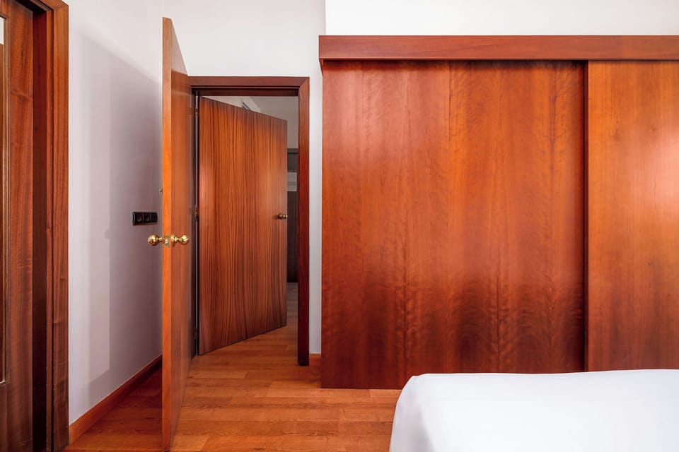Double Room, 2 Bedrooms, Connecting Rooms | Minibar, in-room safe, desk, soundproofing